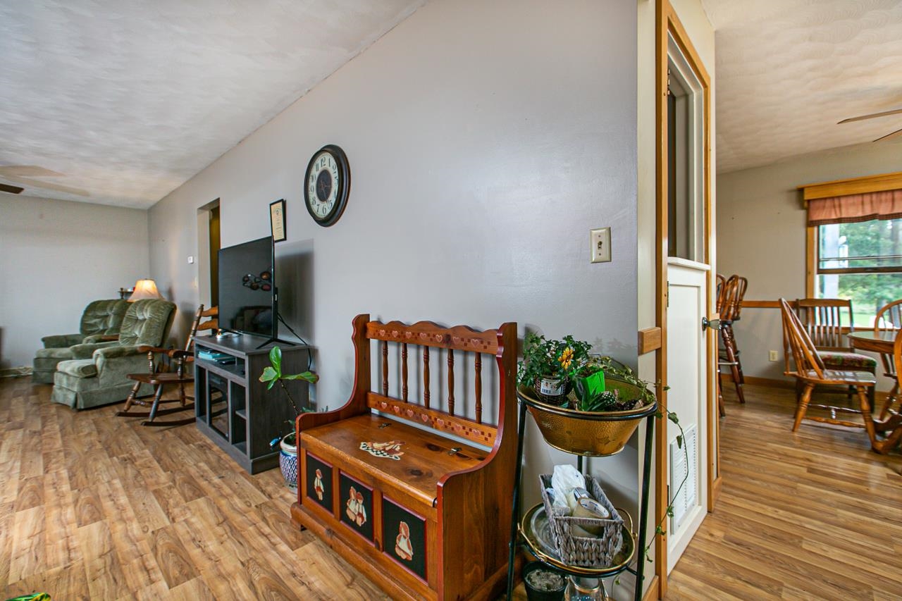 2463 West Pash Road Hanover, IL 61041 - Photo 8 of 48 Gallery Image 8