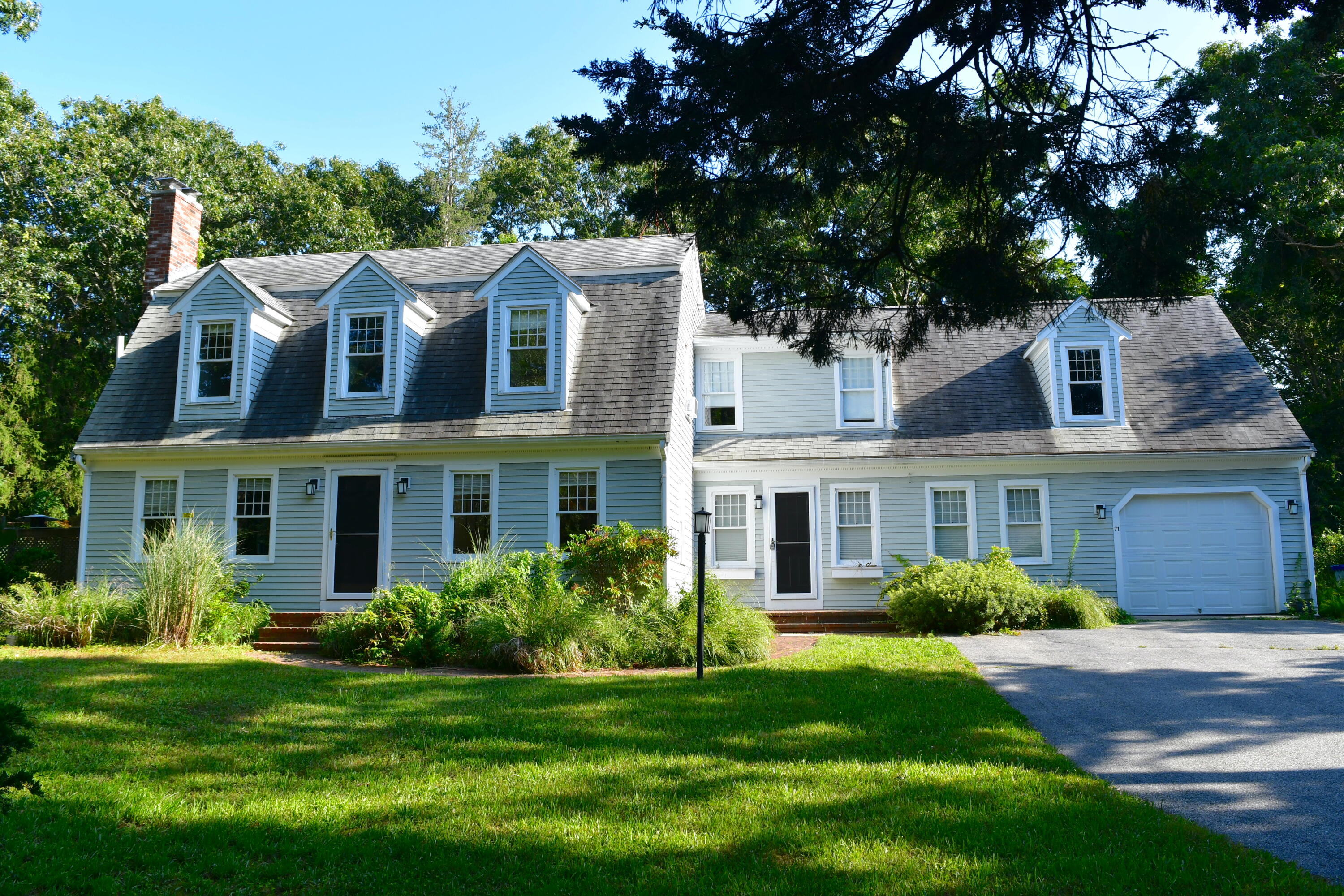 71 Colonial Way, Falmouth, MA 02540 Compass