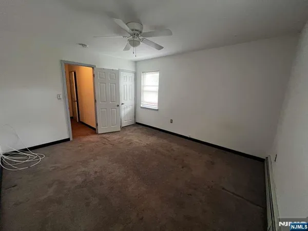 $2,000 | 1130 Valley Road, Unit 2B, Wayne, NJ 07470