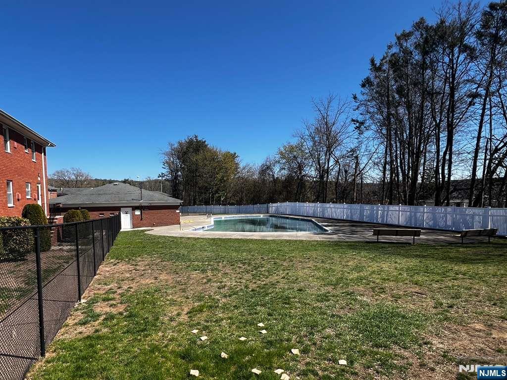 1130 Valley Road, Unit 2B Wayne, NJ 07470 - Photo 5 of 18