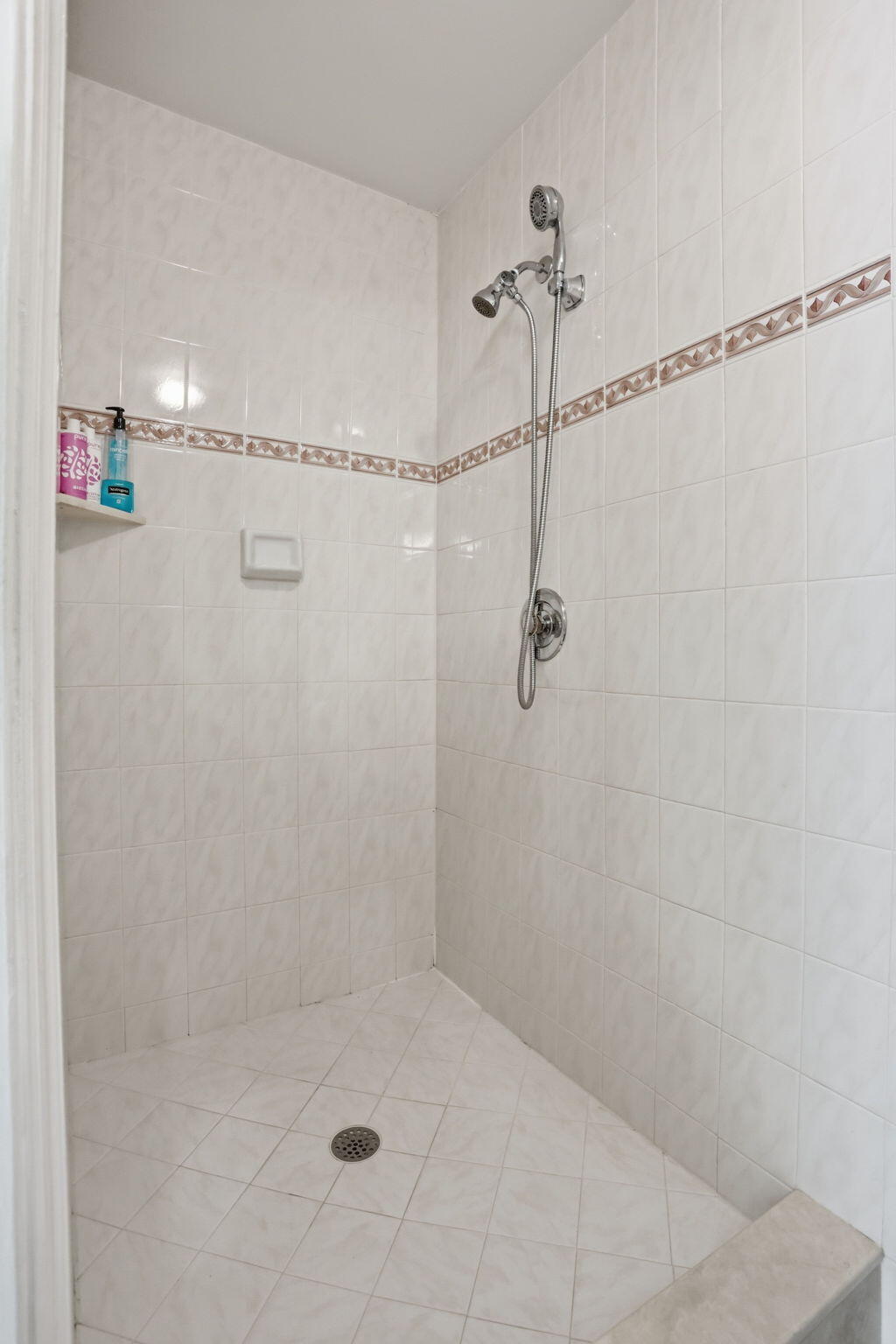 440 Northwest 67th Street, Unit 201 Boca Raton, FL 33487 - Photo 27 of 40 Primary Shower