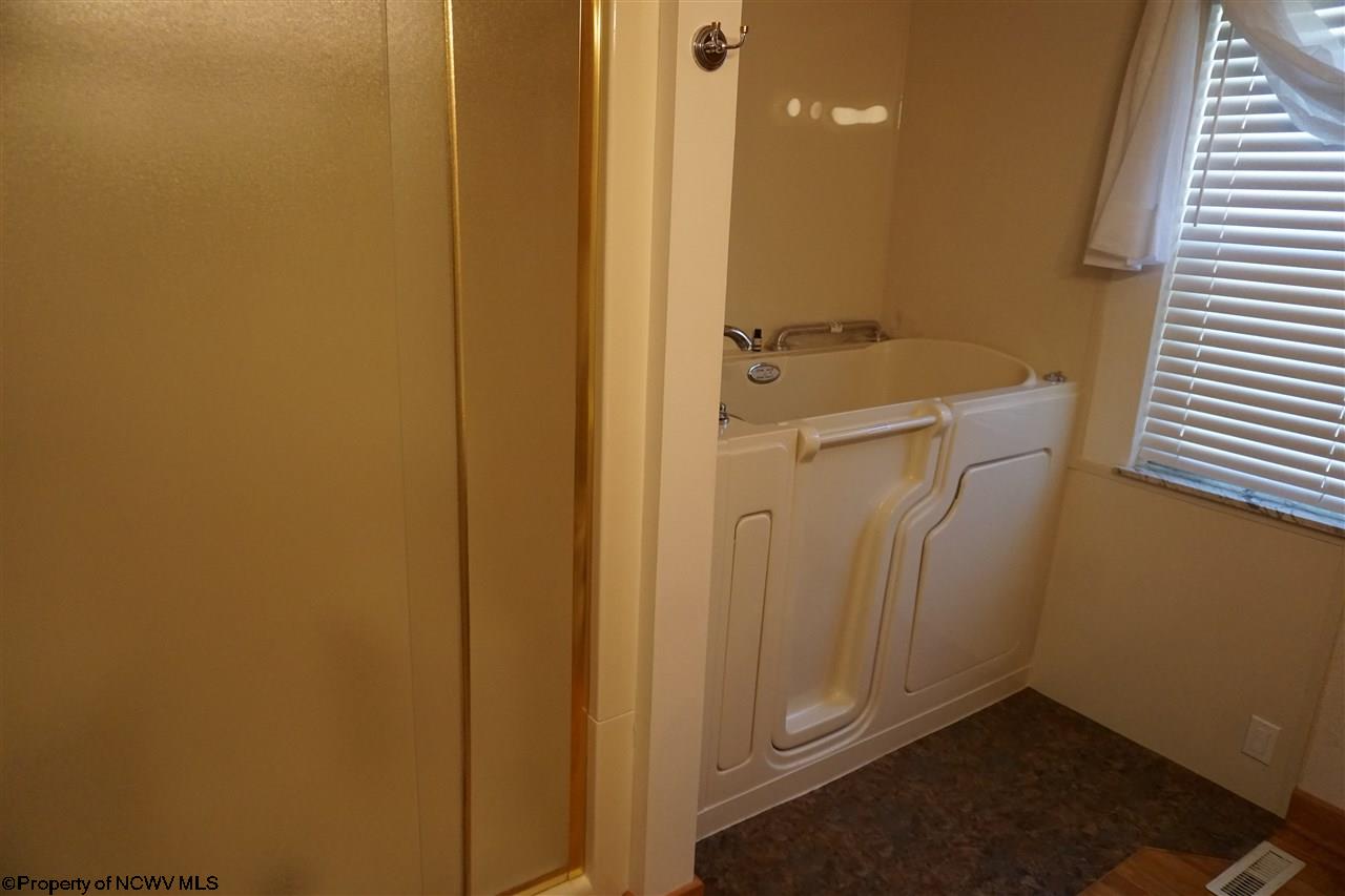 992 Monumental Road Fairmont, WV 26554 - Photo 12 of 21 Gallery Image 12
