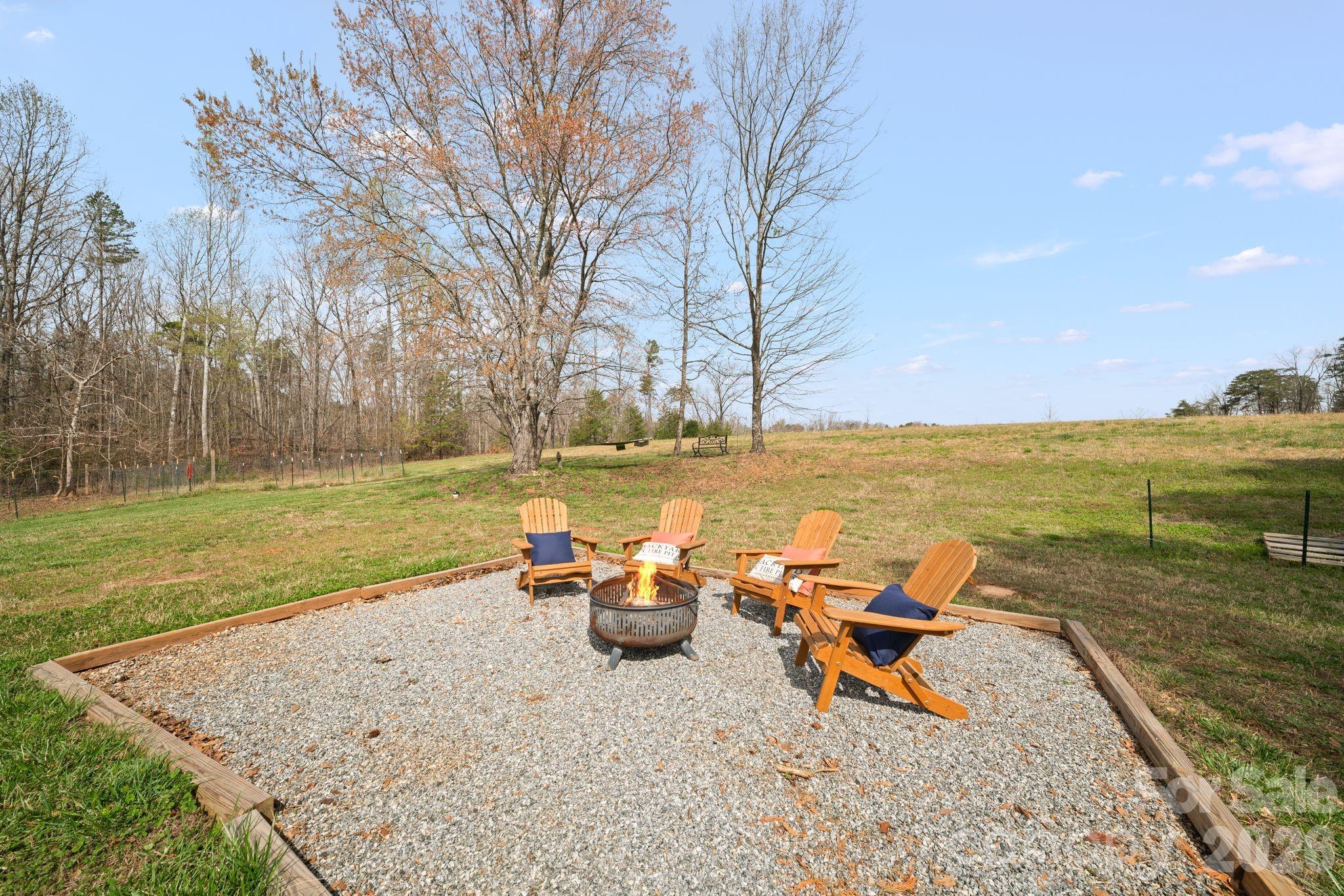 527 Floyd Blackwell Road Tryon, NC 28782 - Photo 38 of 40