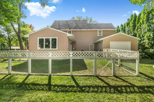 $344,900 | 1404 Goettens Way, St. Cloud, MN 56301