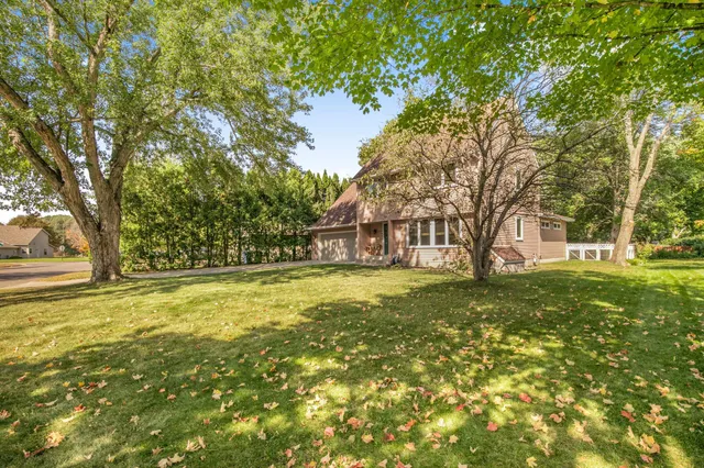 $344,900 | 1404 Goettens Way, St. Cloud, MN 56301