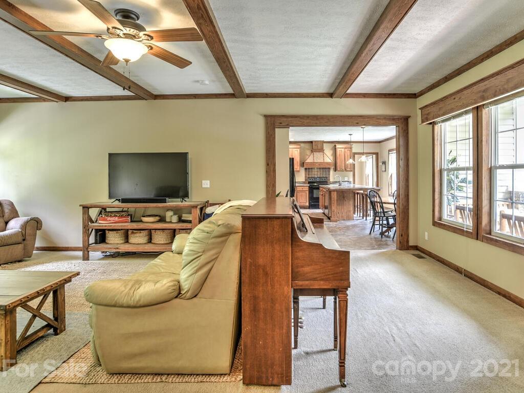940 Fisher Branch Road Marshall, NC 28753 - Photo 11 of 35 Gallery Image 11
