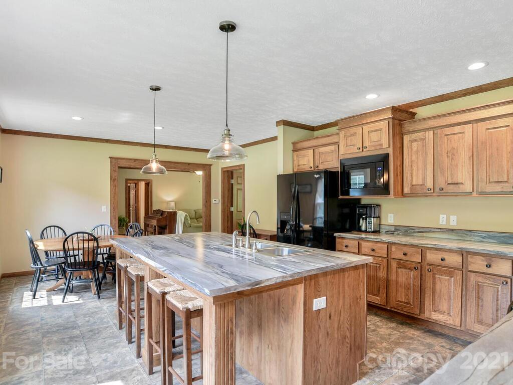 940 Fisher Branch Road Marshall, NC 28753 - Photo 14 of 35 Gallery Image 14