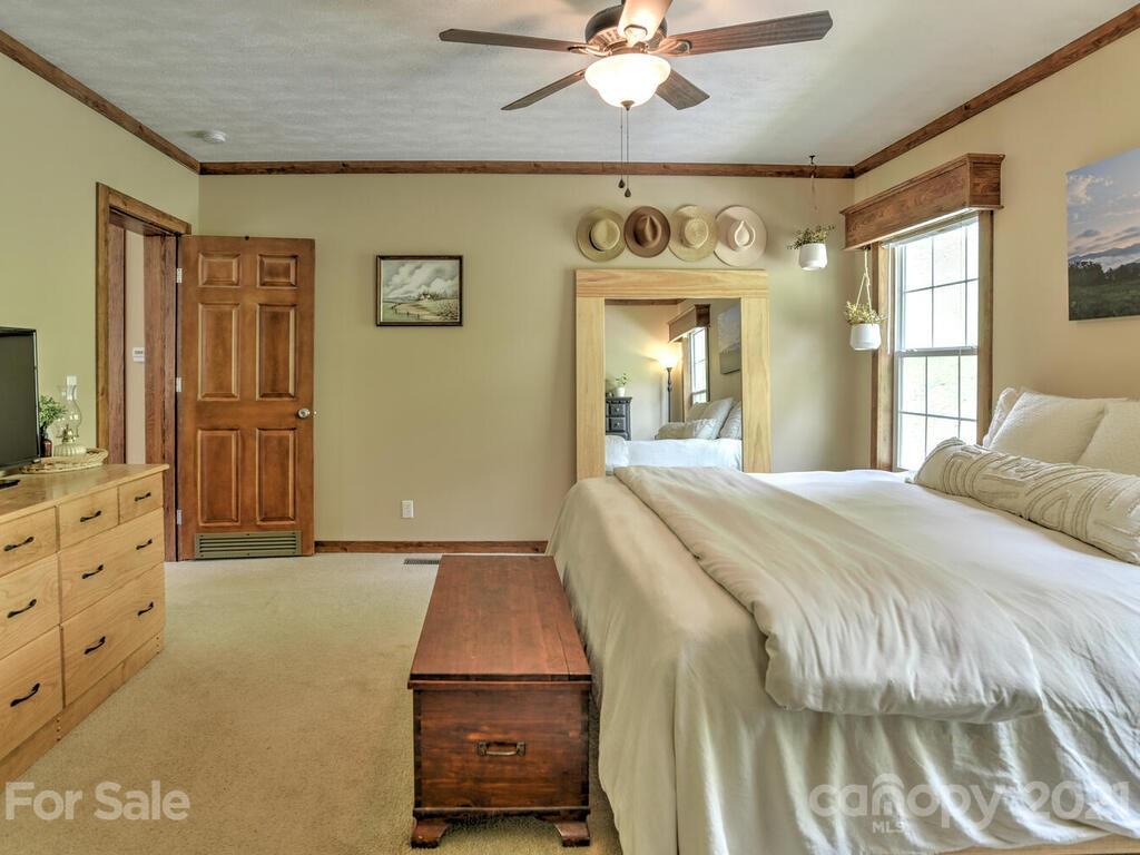 940 Fisher Branch Road Marshall, NC 28753 - Photo 19 of 35 Gallery Image 19
