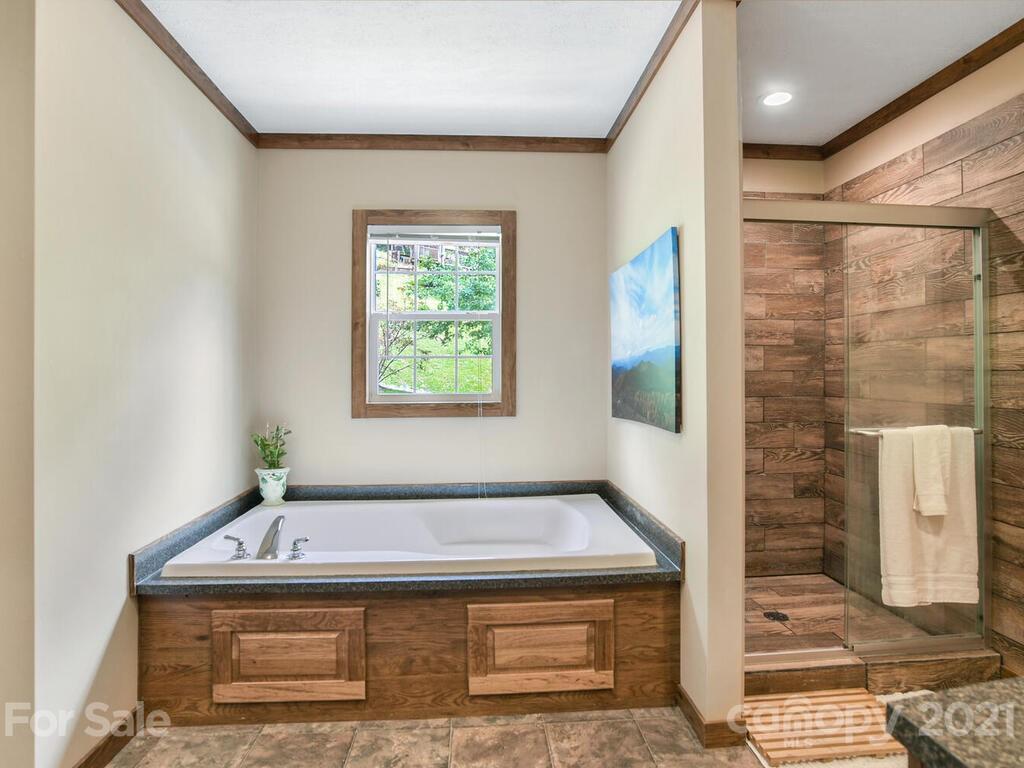 940 Fisher Branch Road Marshall, NC 28753 - Photo 20 of 35 Gallery Image 20