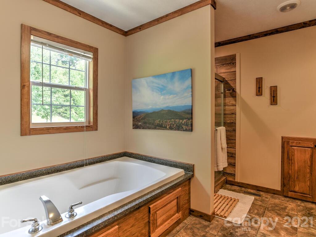 940 Fisher Branch Road Marshall, NC 28753 - Photo 21 of 35 Gallery Image 21