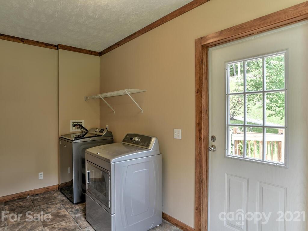940 Fisher Branch Road Marshall, NC 28753 - Photo 28 of 35 Gallery Image 28