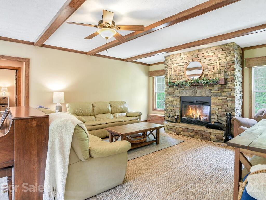940 Fisher Branch Road Marshall, NC 28753 - Photo 8 of 35 Gallery Image 8