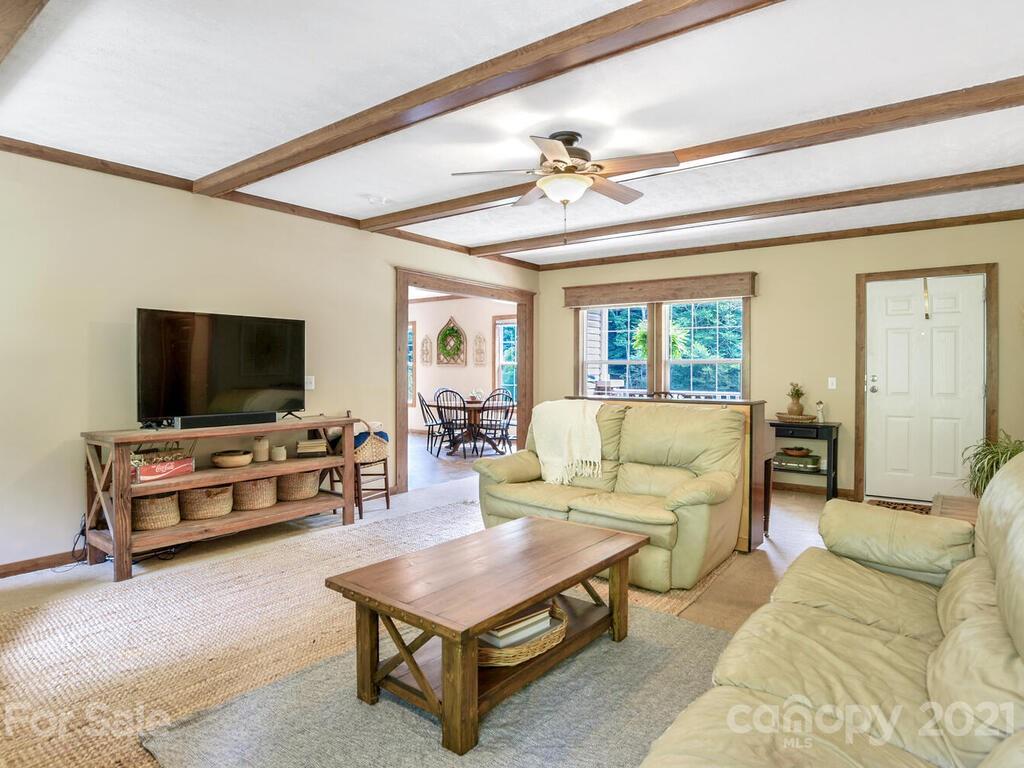 940 Fisher Branch Road Marshall, NC 28753 - Photo 9 of 35 Gallery Image 9