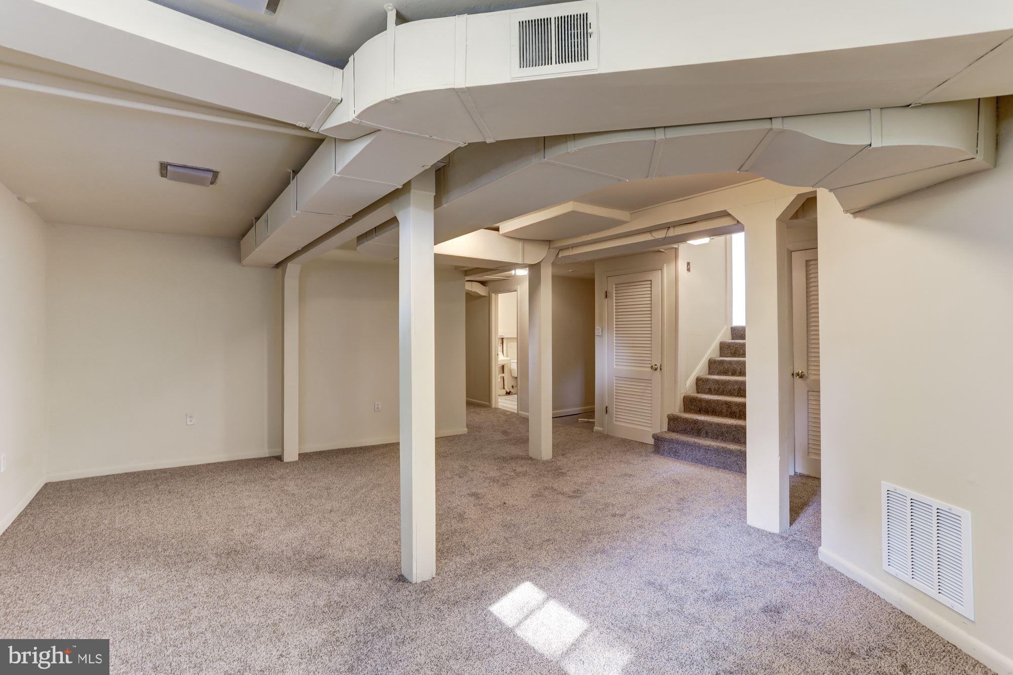 1411 Highland Drive Silver Spring, MD 20910 - Photo 28 of 36