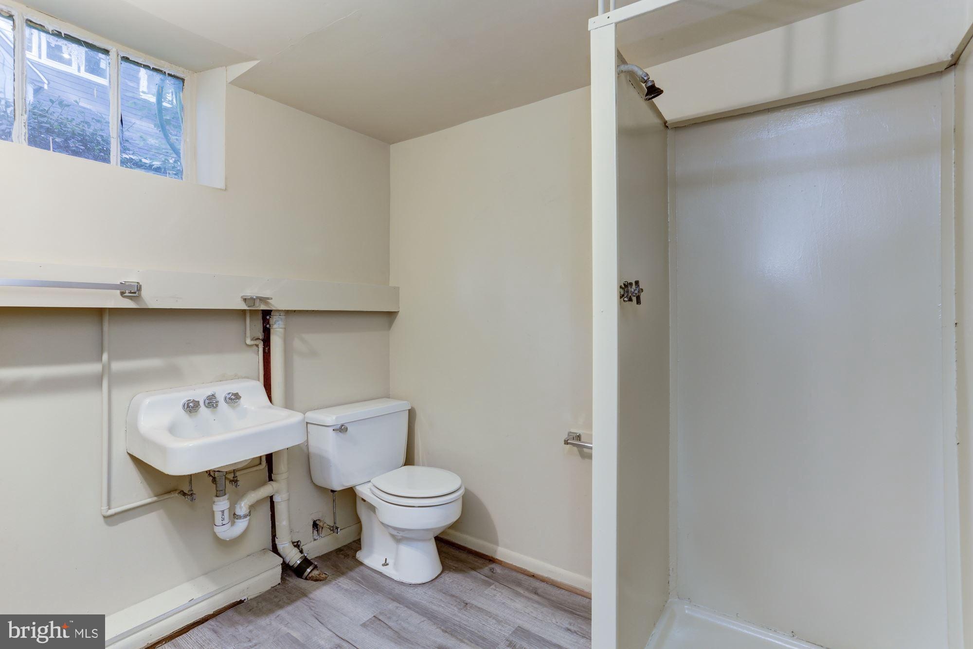 1411 Highland Drive Silver Spring, MD 20910 - Photo 30 of 36