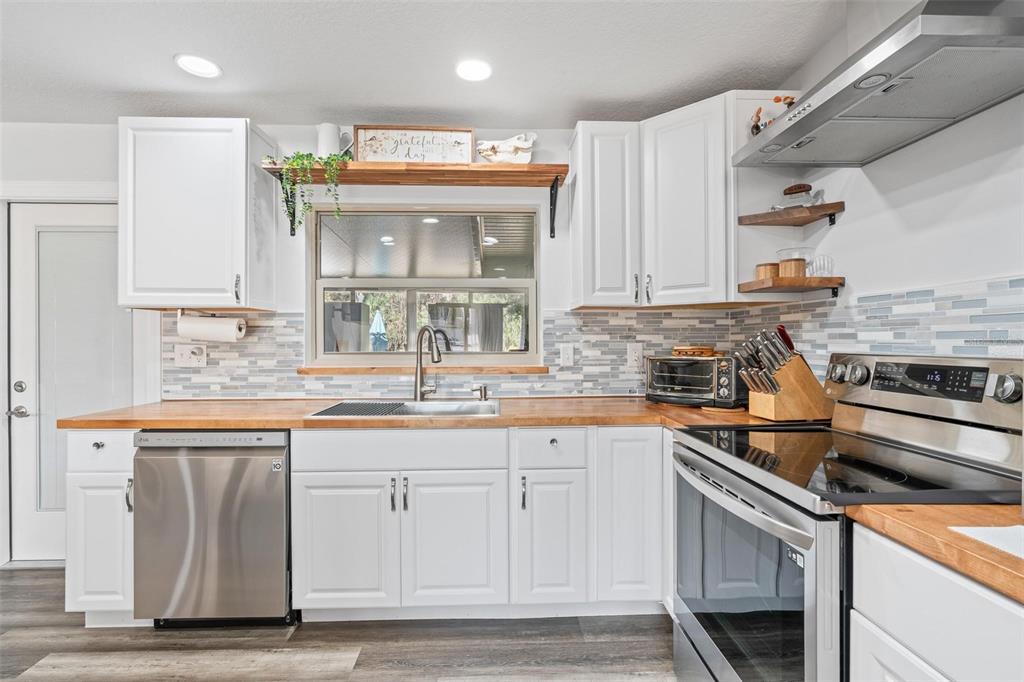 611 Little Wekiva Road Altamonte Springs, FL 32714 - Photo 14 of 45