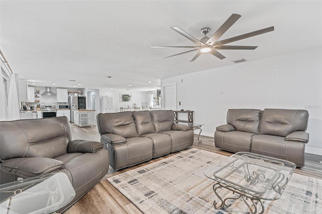 611 Little Wekiva Road Altamonte Springs, FL 32714 - Photo 9 of 45