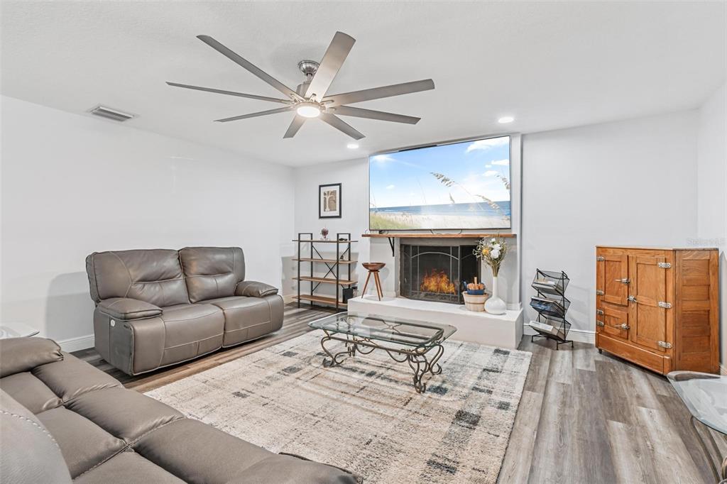 611 Little Wekiva Road Altamonte Springs, FL 32714 - Photo 10 of 45