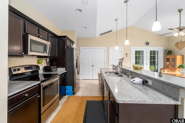 $450,000 | 715 Arvilla Lane, Manteo, NC 27954