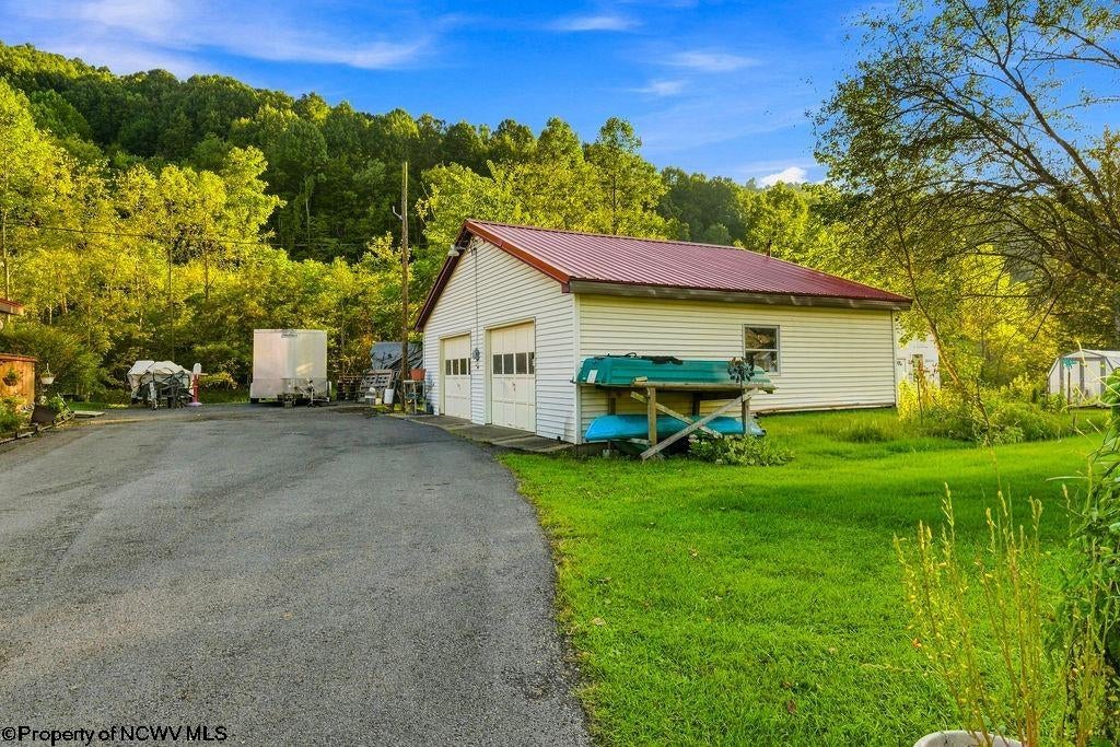 241 Maken Road Salem, WV 26426 - Photo 44 of 46 Gallery Image 44