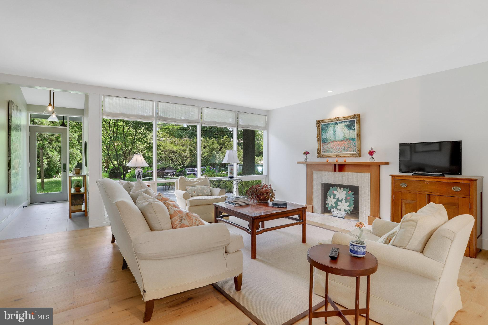 1917 Marthas Road Alexandria, VA 22307 - Photo 4 of 50
