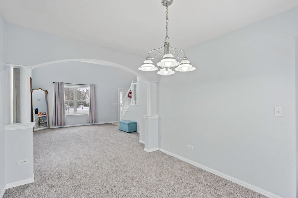 456 Kelly Court Romeoville, IL 60446 - Photo 4 of 29