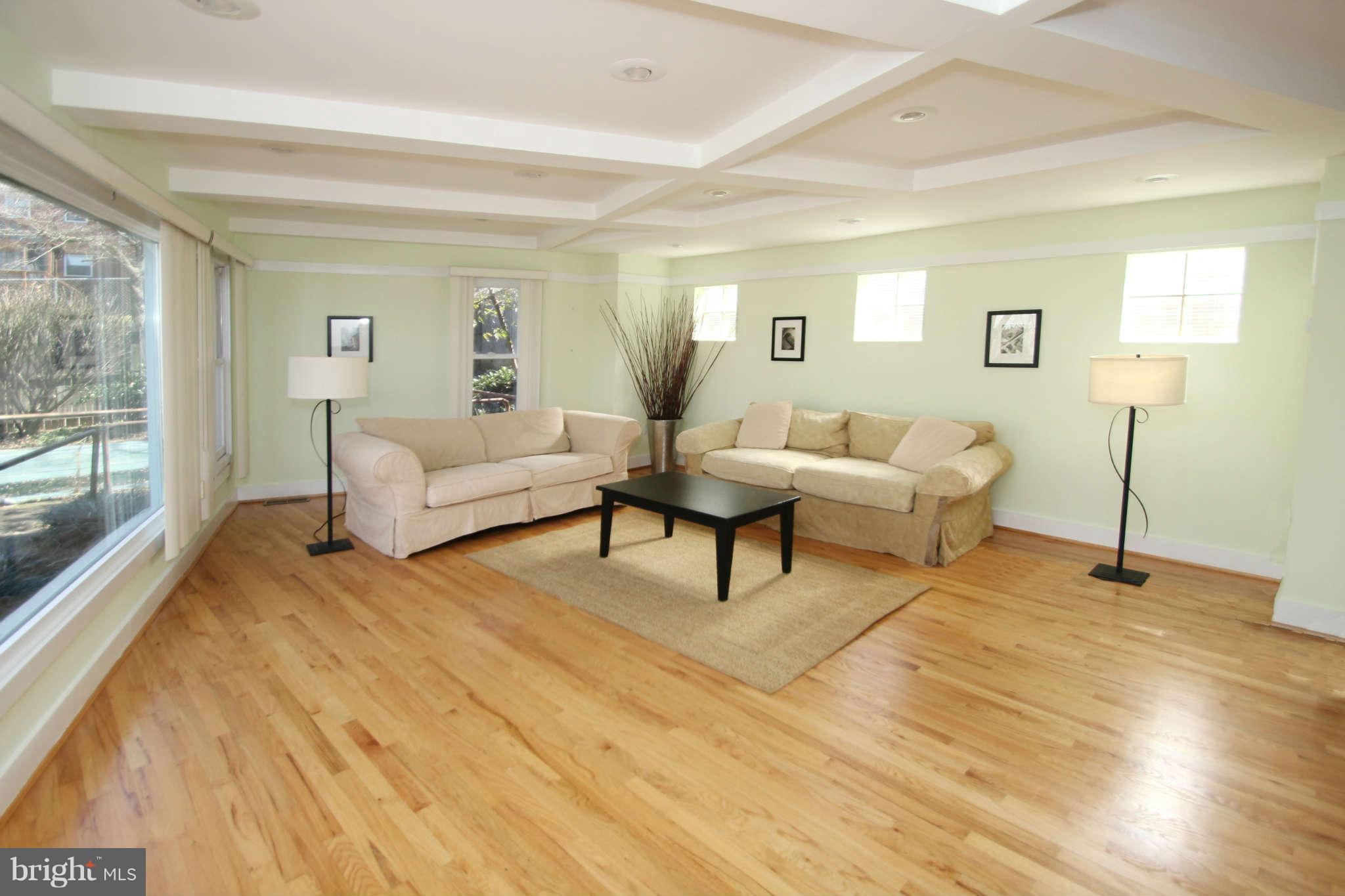 1459 Roxanna Road Northwest Washington, DC 20012 - Photo 11 of 30 Family Room