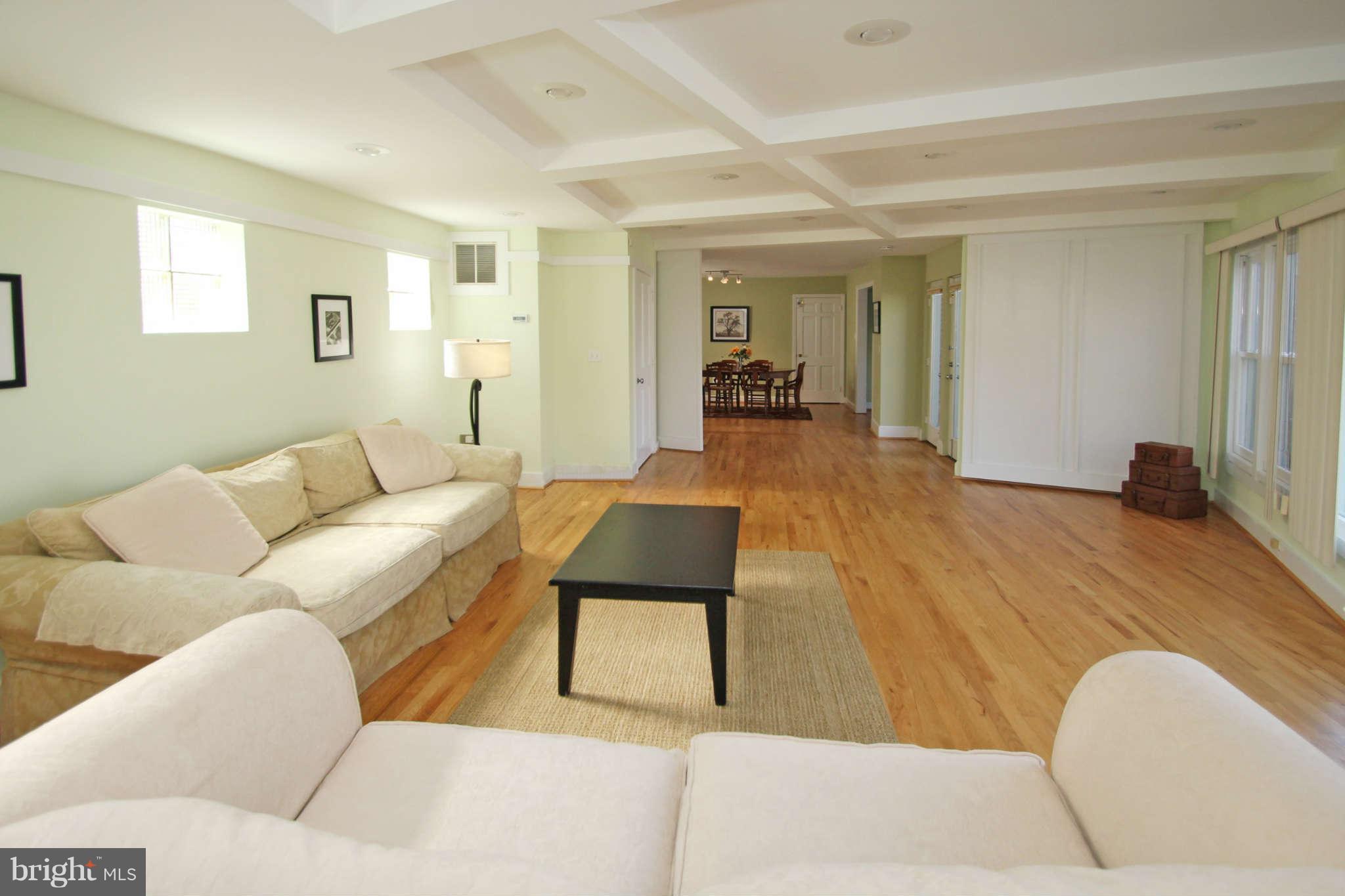 1459 Roxanna Road Northwest Washington, DC 20012 - Photo 12 of 30 Family Room
