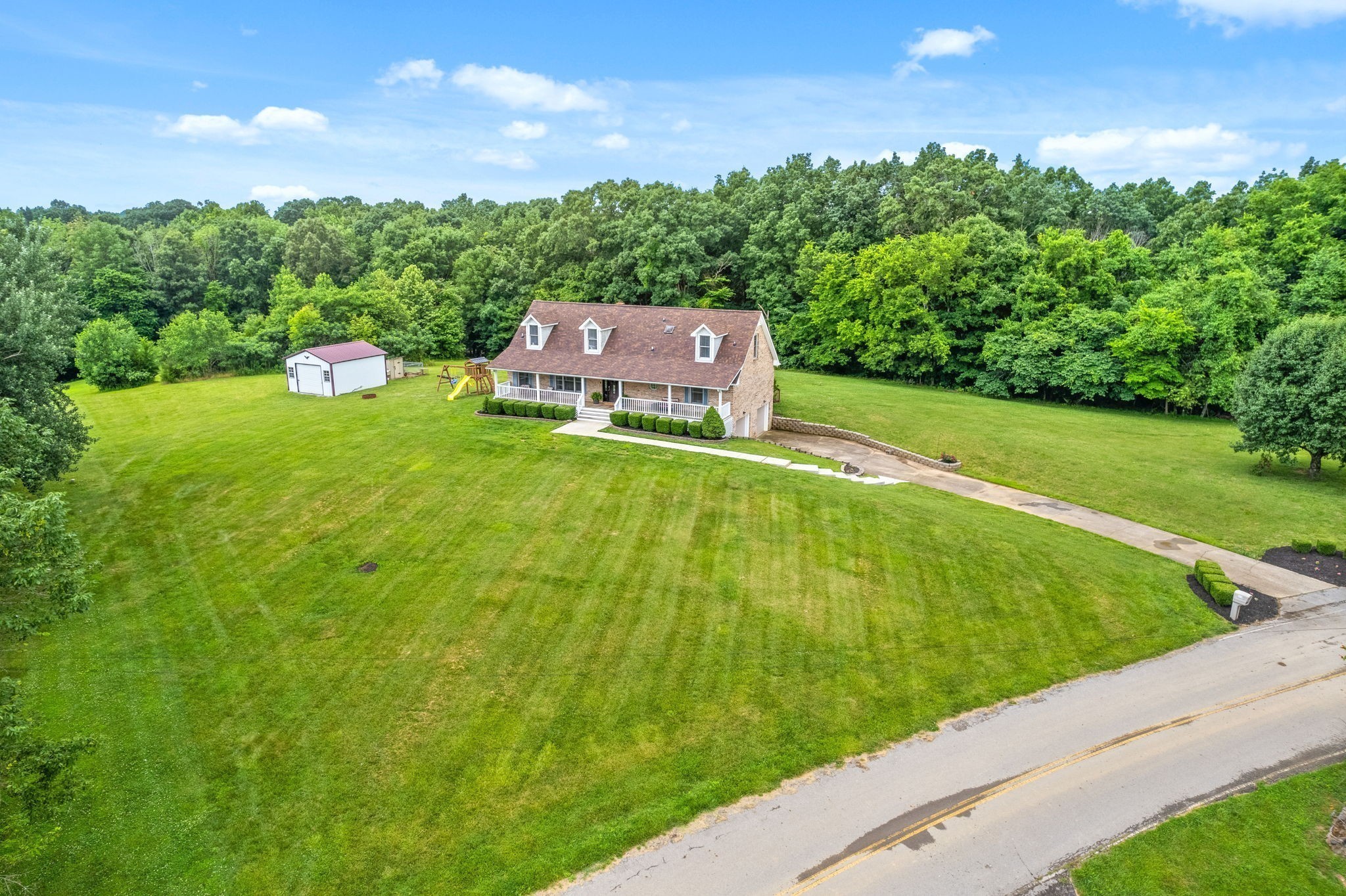 2430 Underwood Road Cunningham, TN 37052 - Photo 44 of 49 a aerial view of a garden
