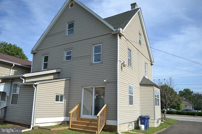 1664 Easton Road Willow Grove, PA 19090 - Photo 12 of 37 a view of house that has a window on the house