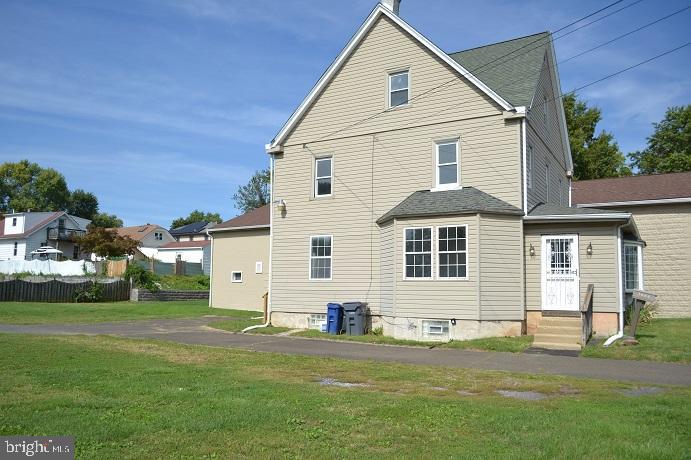 1664 Easton Road Willow Grove, PA 19090 - Photo 3 of 37 a view of a house with a yard