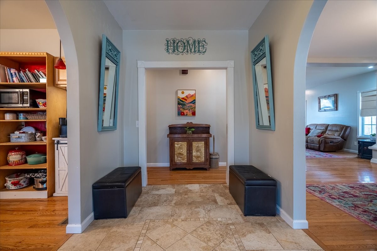 226 Nash Road Summertown, TN 38483 - Photo 5 of 55 a living room with furniture and a flat screen tv