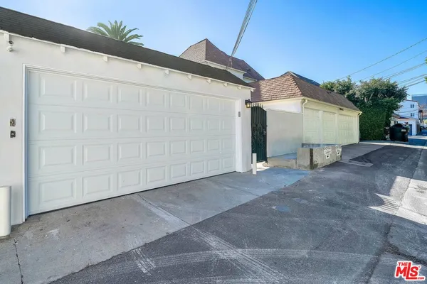 a backyard of a house