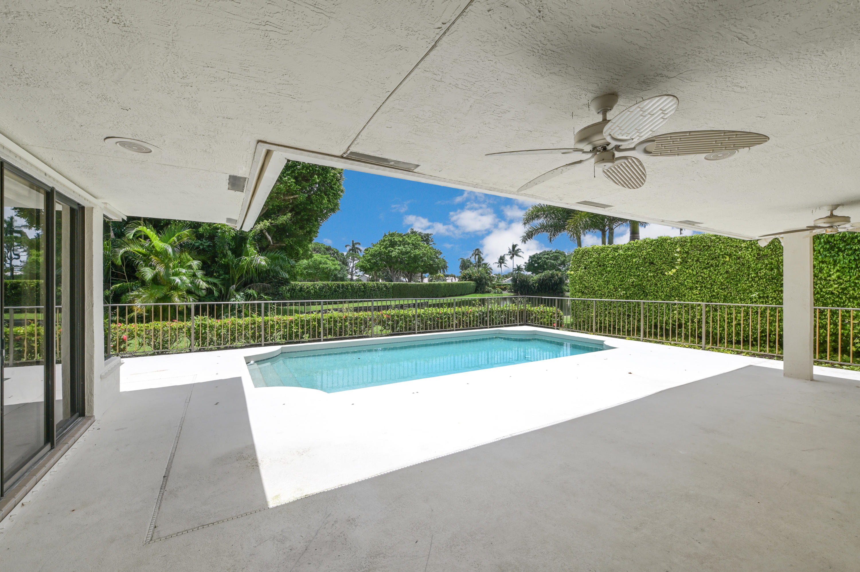 3232 Westminster Drive Boca Raton, FL 33496 - Photo 30 of 40 Rear 04