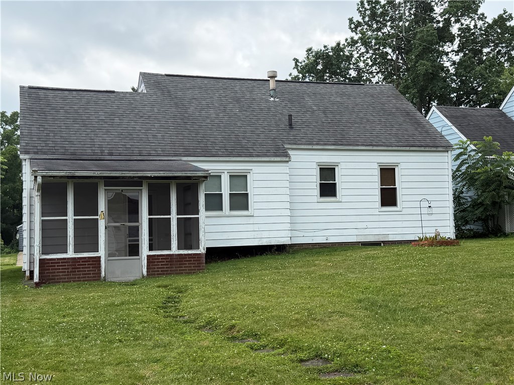 1021 West College Road Alliance, OH 44601 - Photo 4 of 30