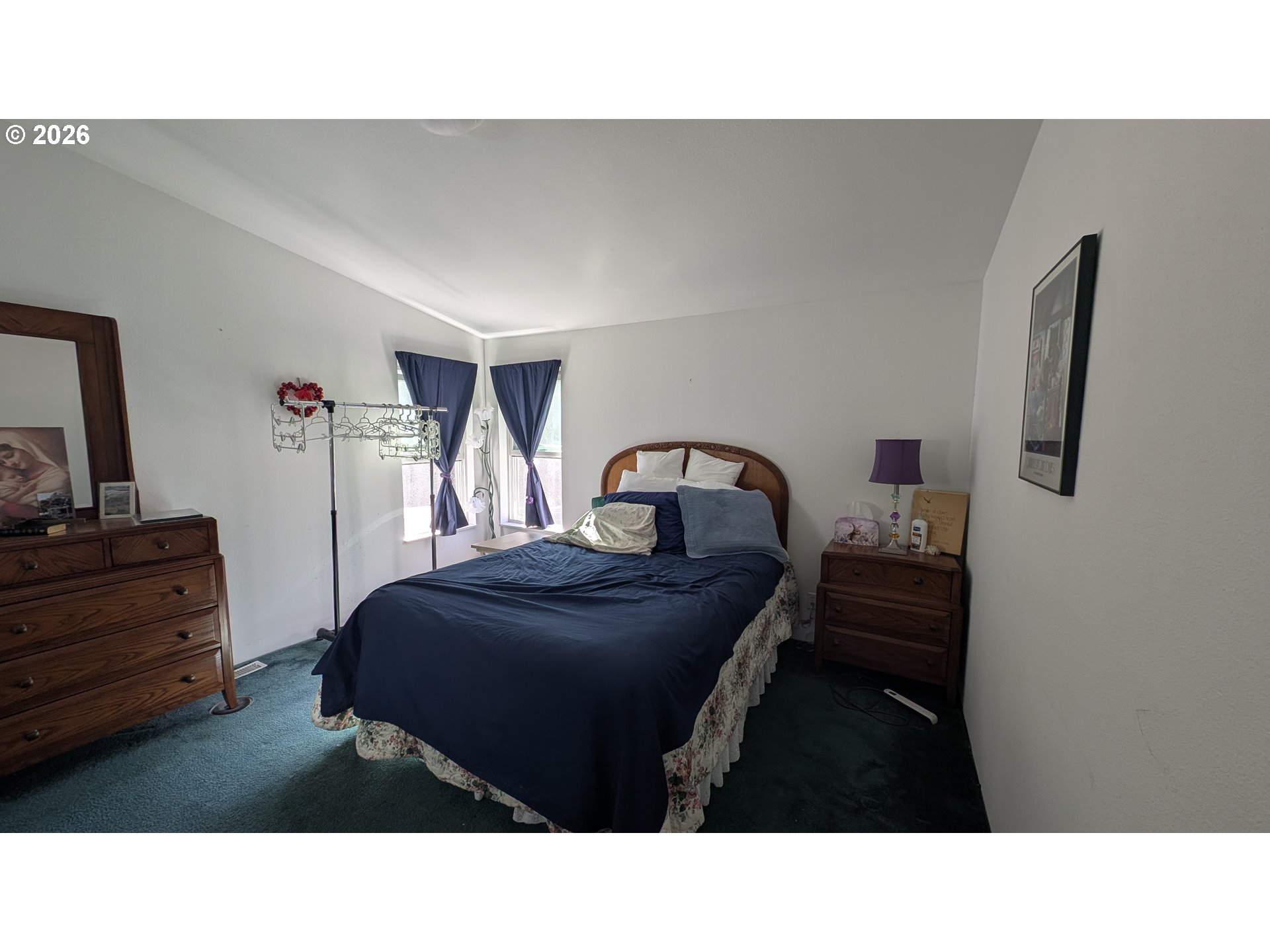 5091 Heceta Beach Road Florence, OR 97439 - Photo 6 of 13 Primary Bedroom