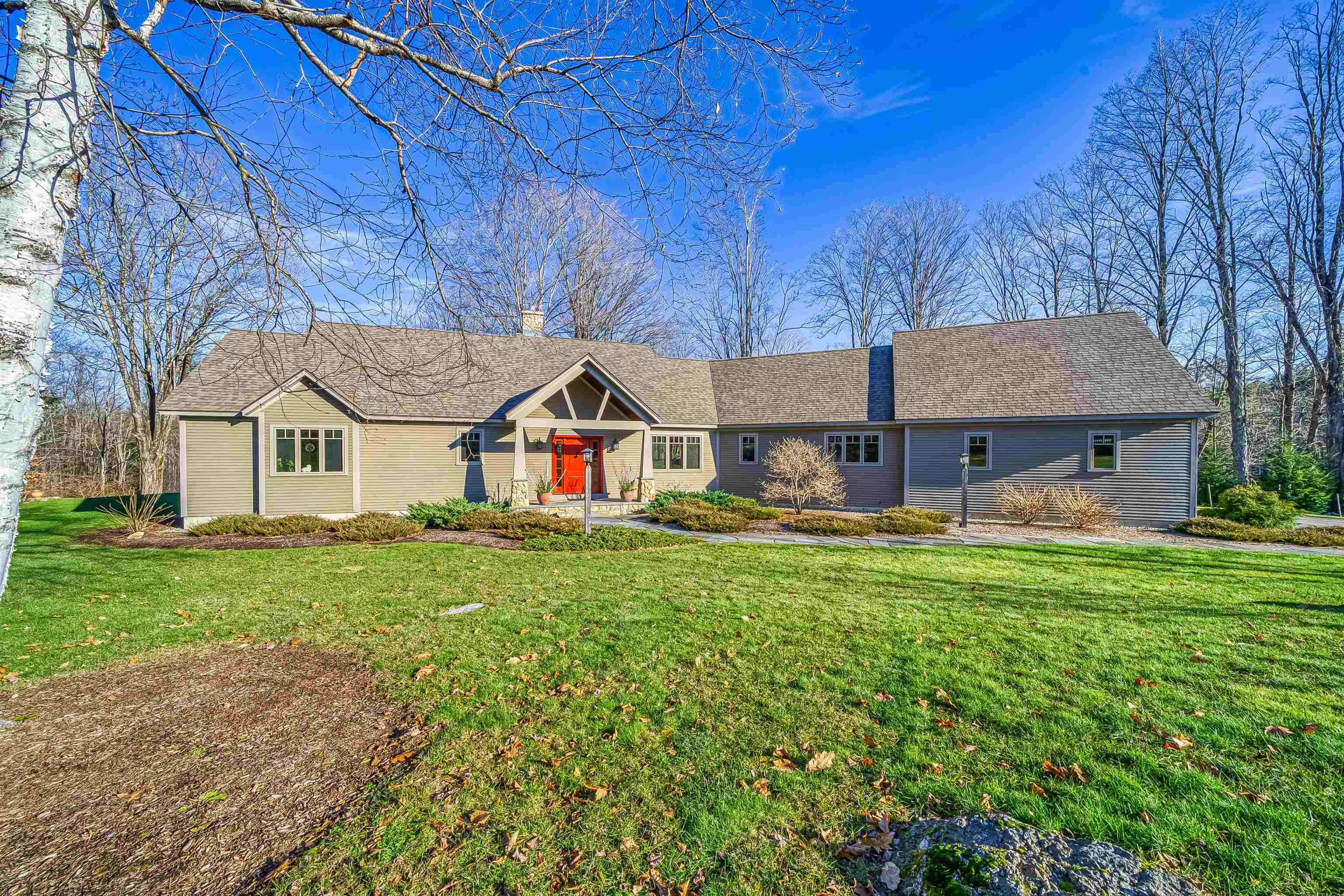 559 Elkins Road New London, NH 03257 - Photo 1 of 39