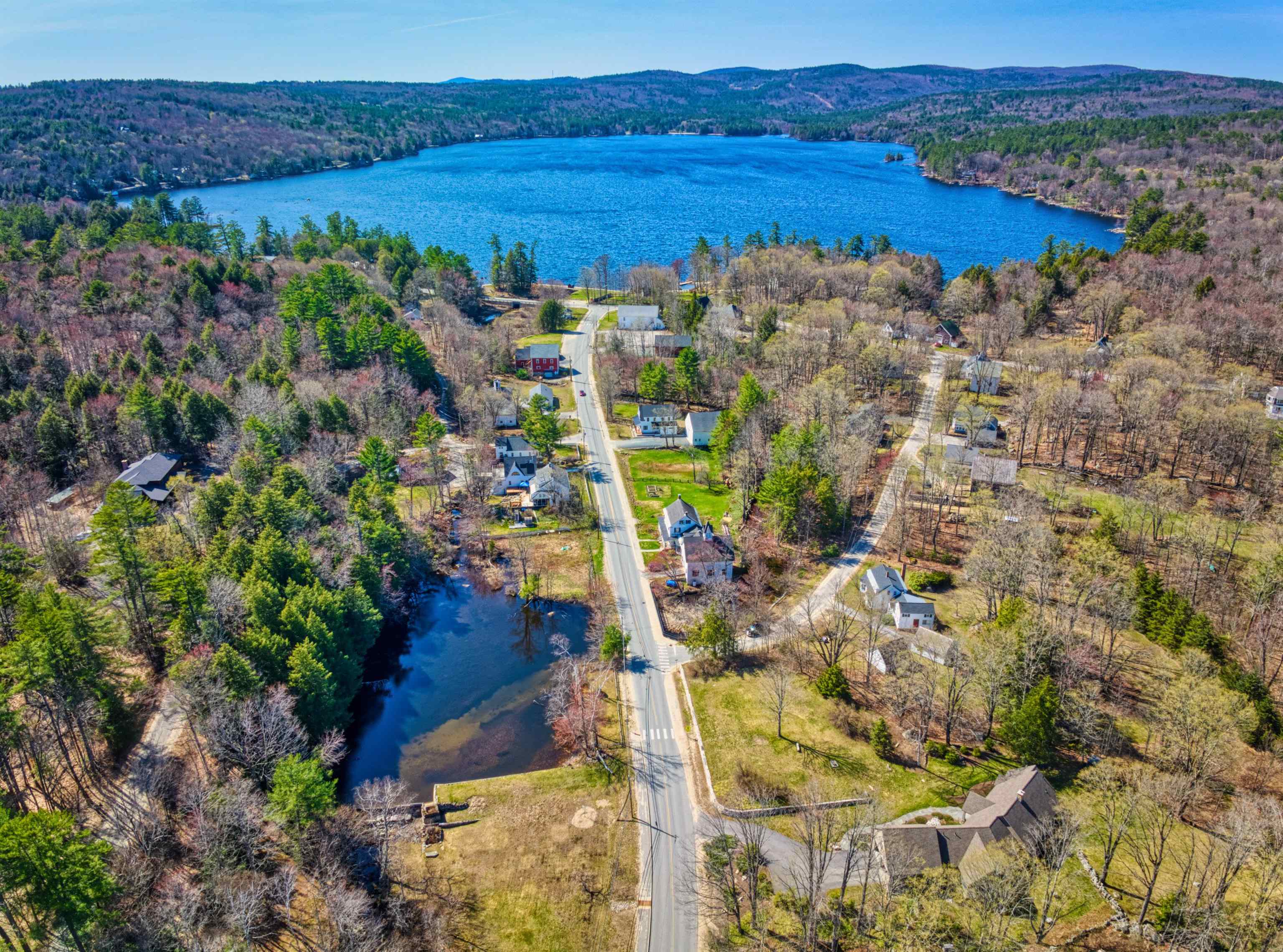 559 Elkins Road New London, NH 03257 - Photo 32 of 39