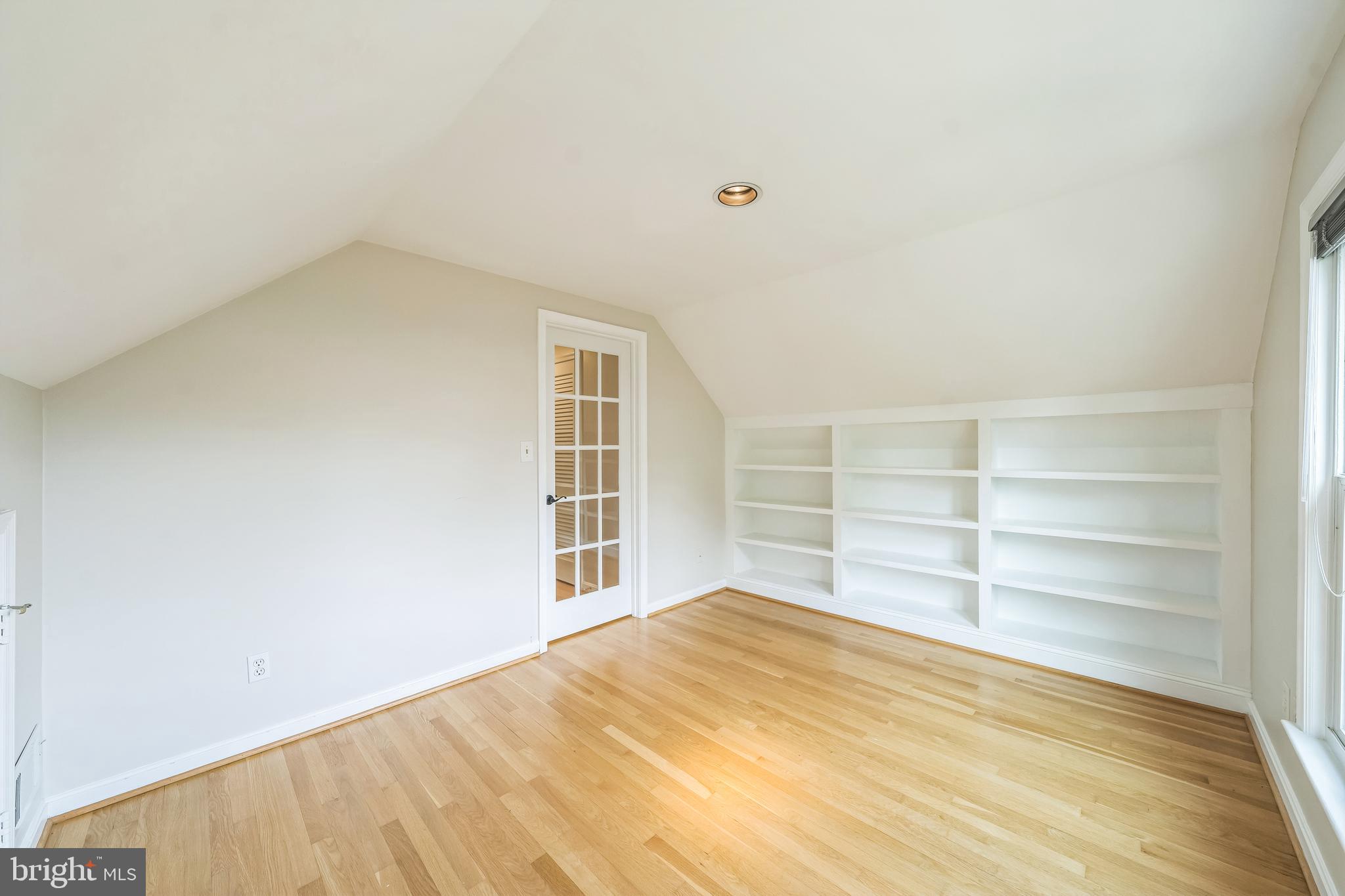 7701 Sebago Road Bethesda, MD 20817 - Photo 25 of 30