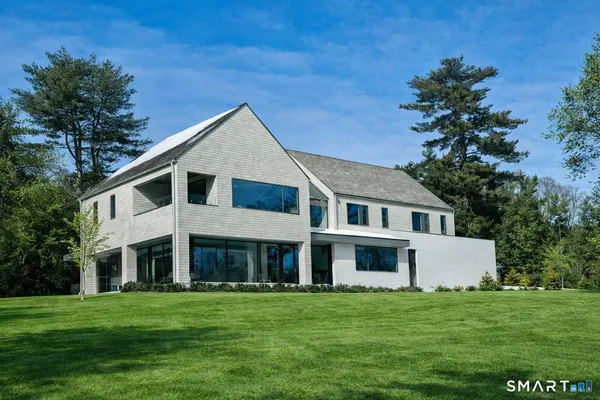 $5,997,000 | 14 5 Mile River Road, Darien, CT 06820