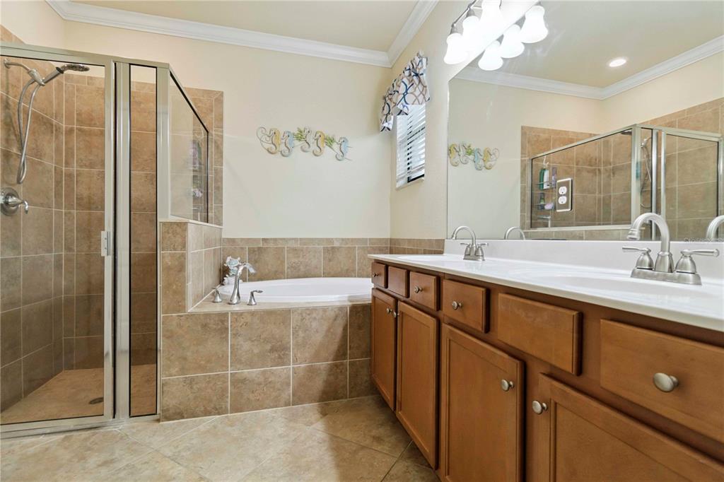 12611 Richezza Drive Venice, FL 34293 - Photo 11 of 54 Gallery Image 11