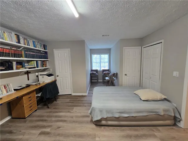 $509,900 | 5000 Sugar Creek Drive, Sugar Hill, GA 30518