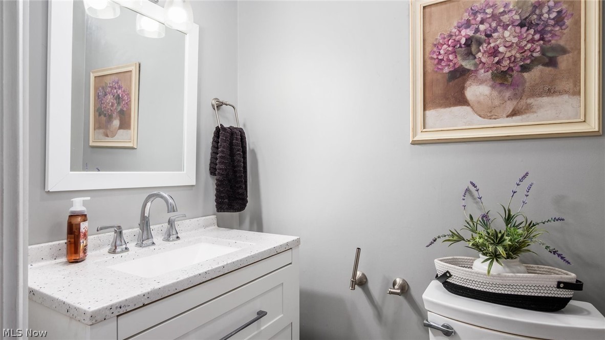 2531 Nicholas Lane Dresden, OH 43821 - Photo 12 of 40 Half bathroom