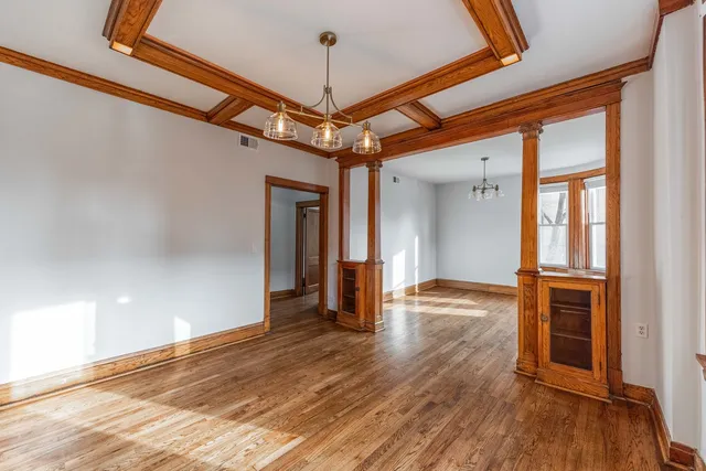 $2,995 | 2842 West Augusta Boulevard, Unit 2E, Chicago, IL 60622