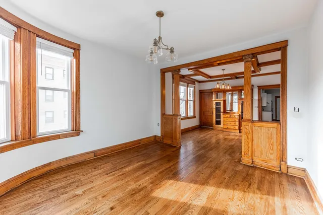 $2,995 | 2842 West Augusta Boulevard, Unit 2E, Chicago, IL 60622