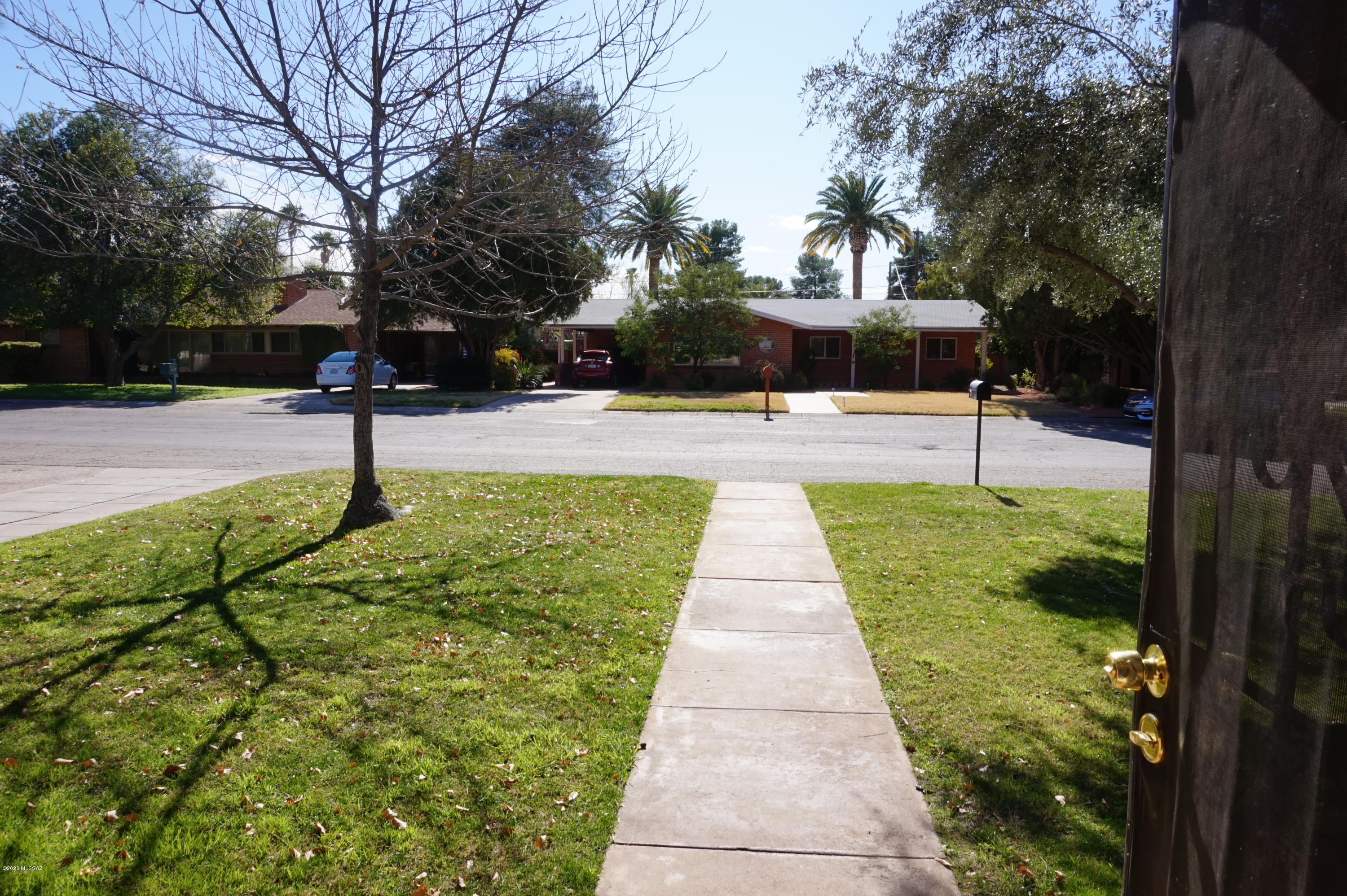 2517 East Kleindale Road Tucson, AZ 85716 - Photo 5 of 41
