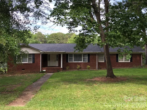 $375,000 | 128 Woodlynn Drive, Charlotte, NC 28214