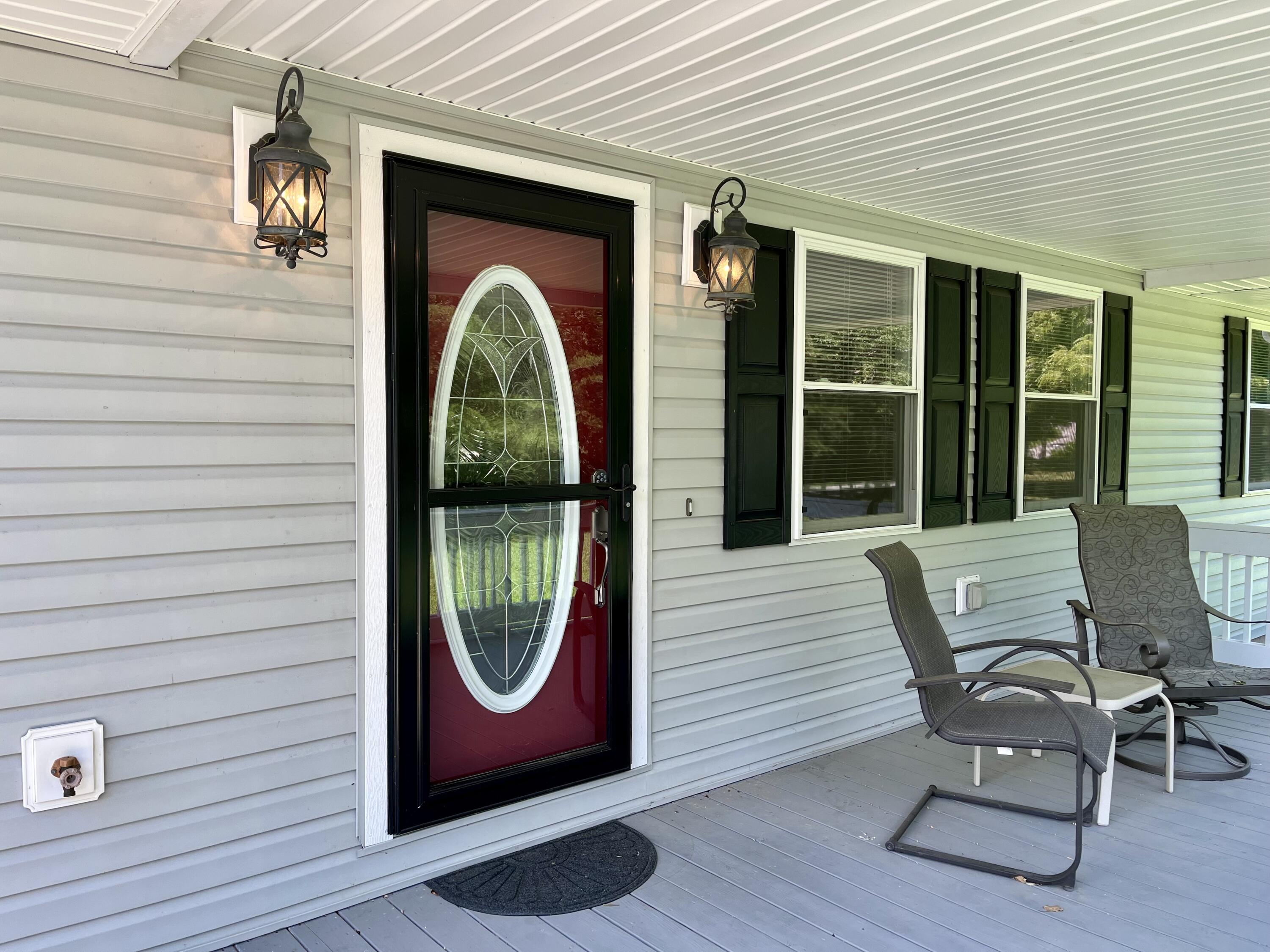 285 Hamilton Road Nancy, KY 42544 - Photo 25 of 111 front door