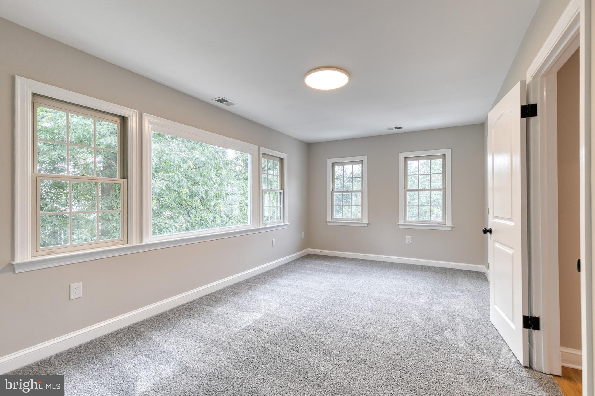 8214 Larry Place Chevy Chase, MD 20815 - Photo 32 of 51