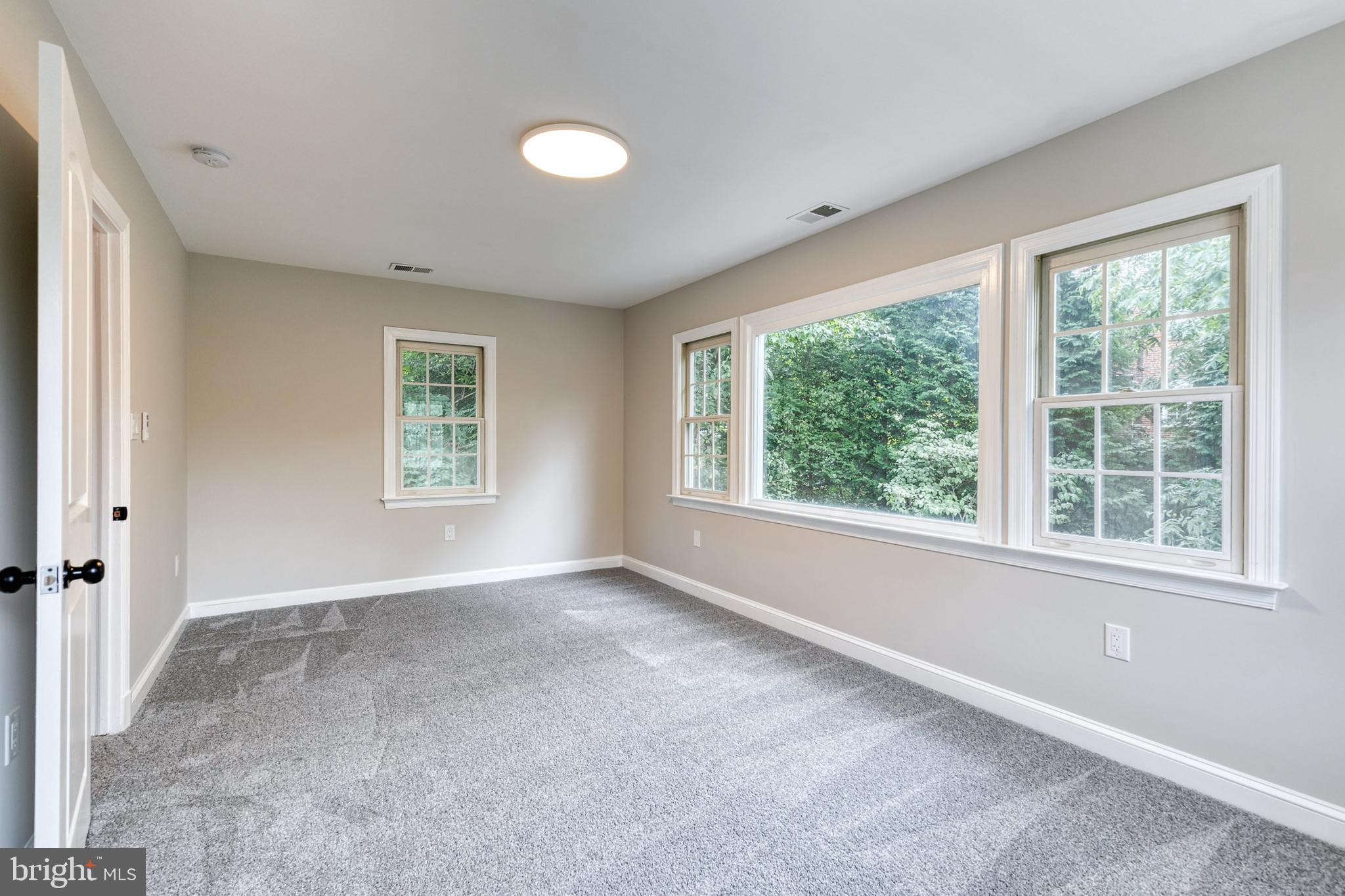 8214 Larry Place Chevy Chase, MD 20815 - Photo 33 of 51